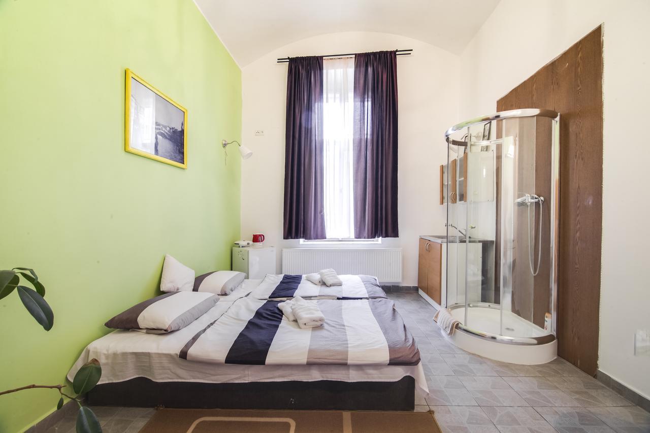Aparthotel Zarra Prag Rum bild
