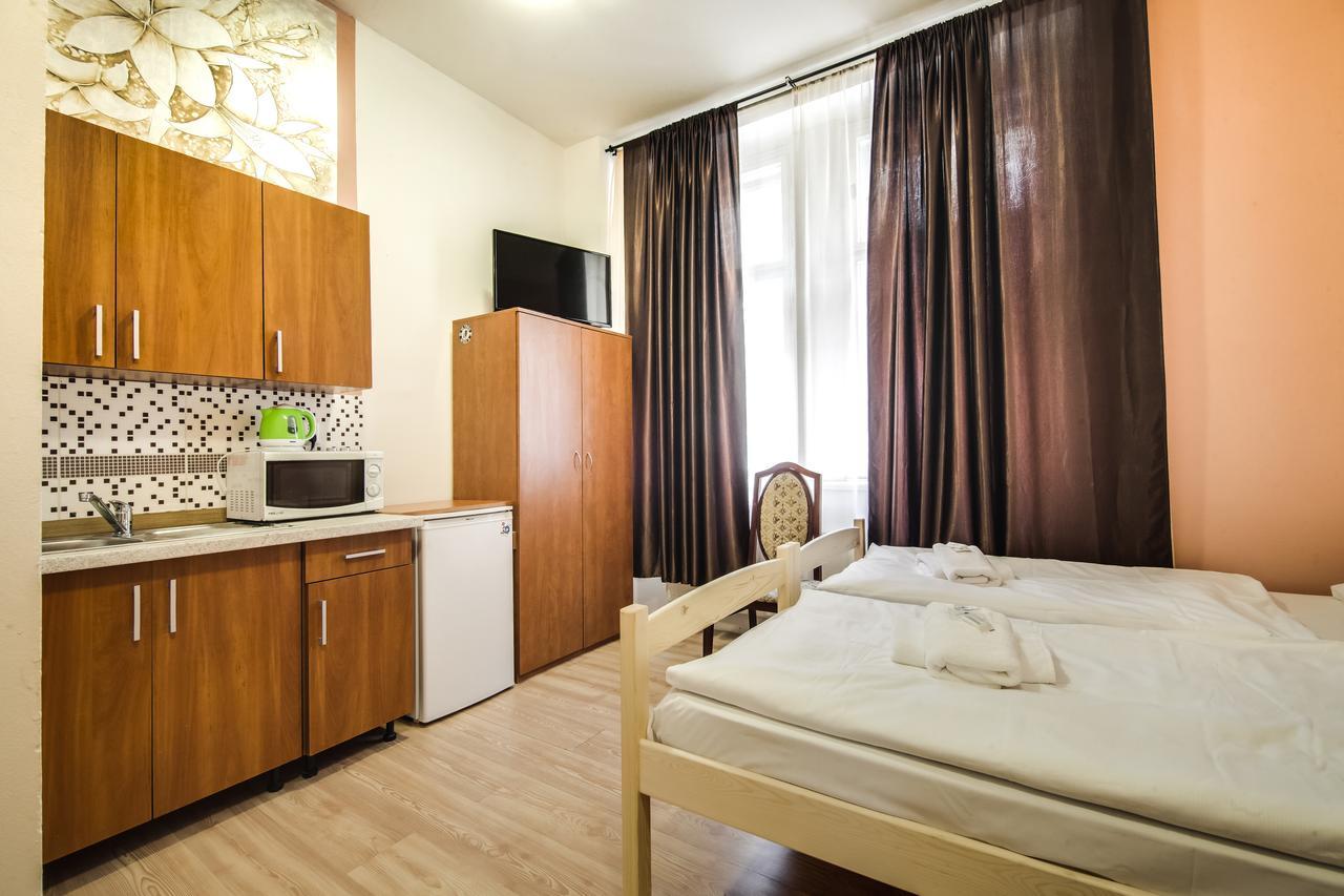 Aparthotel Zarra Prag Exteriör bild