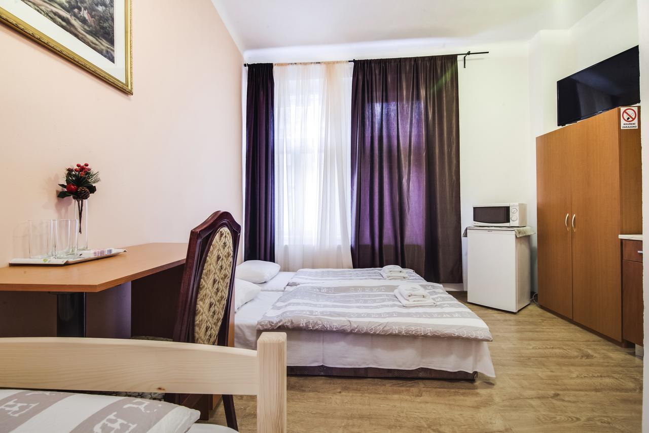 Aparthotel Zarra Prag Rum bild