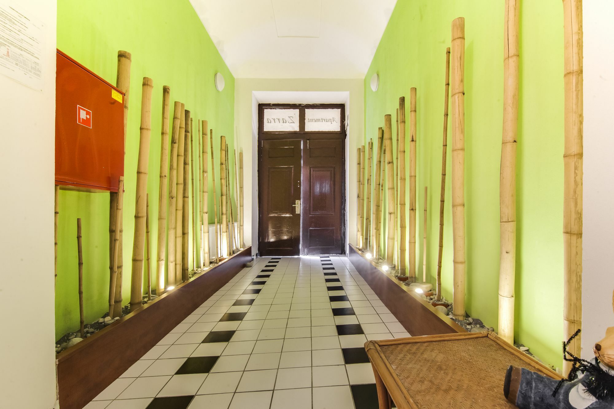 Aparthotel Zarra Prag Exteriör bild