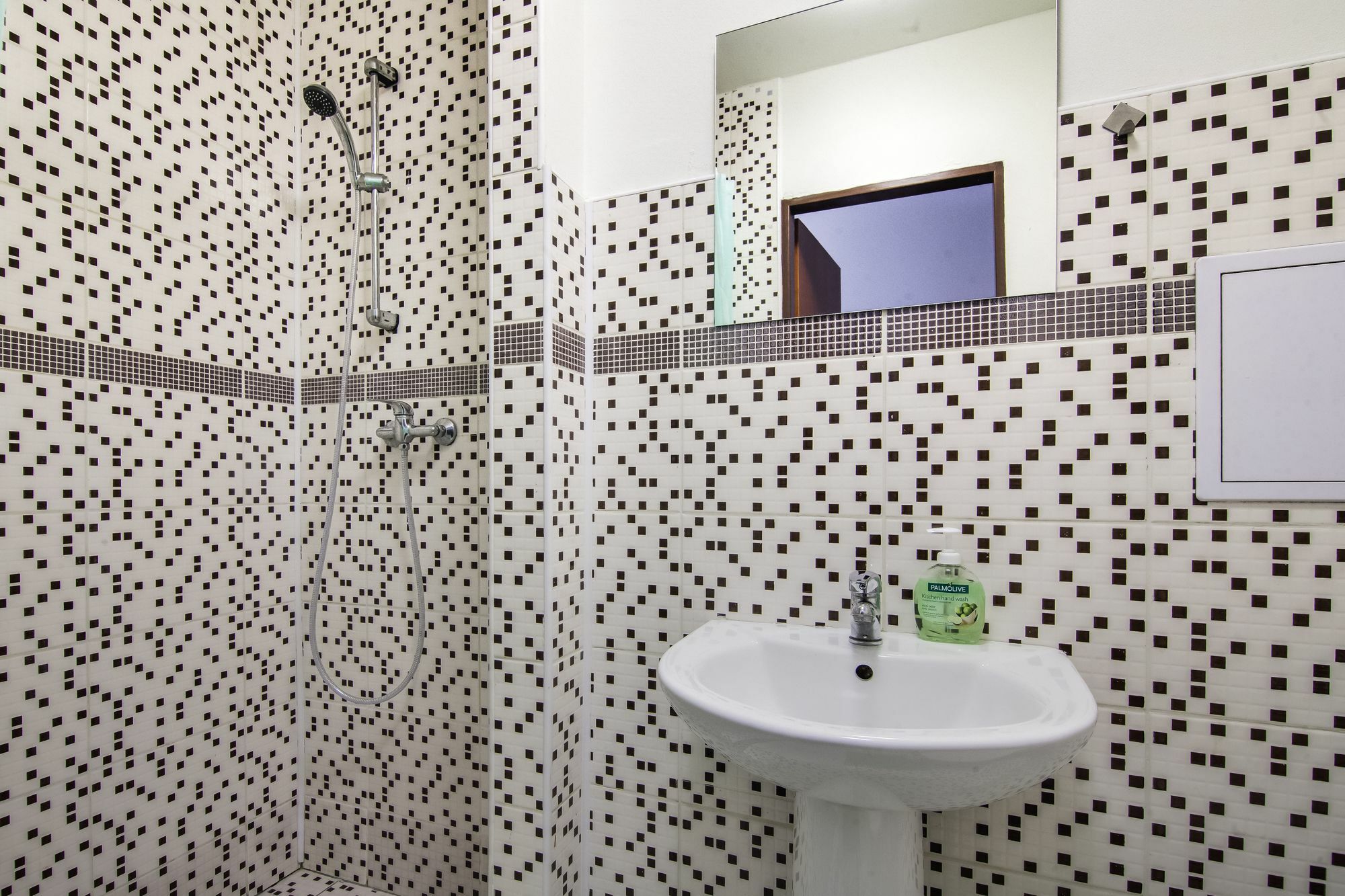 Aparthotel Zarra Prag Exteriör bild